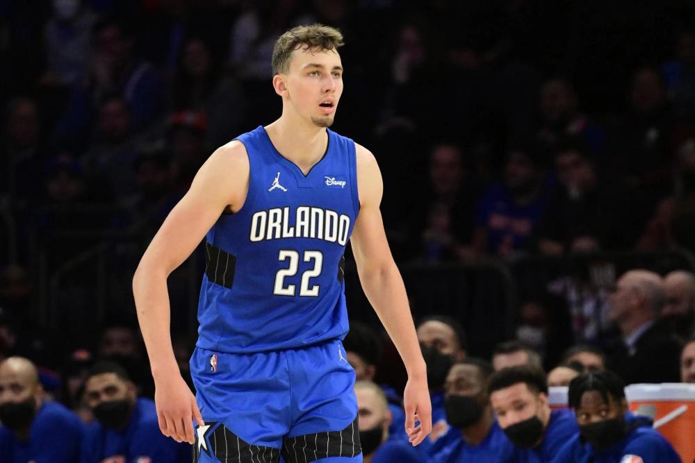 威少携手西蒙斯加盟雄鹿！字母哥兴奋狂喜，四巨头阵容曝光