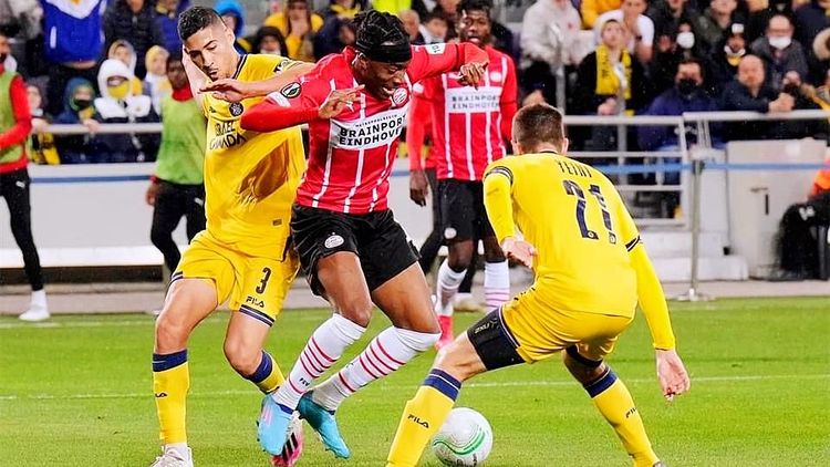 体育中超：客场取胜 上海申花2-0南通支云