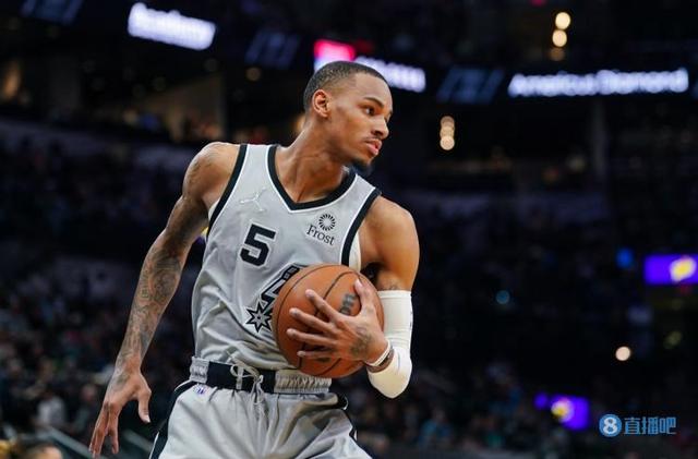 那不勒斯夏窗汇总：租借霍伊伦、免签德布劳内，7500万欧售奥斯梅恩