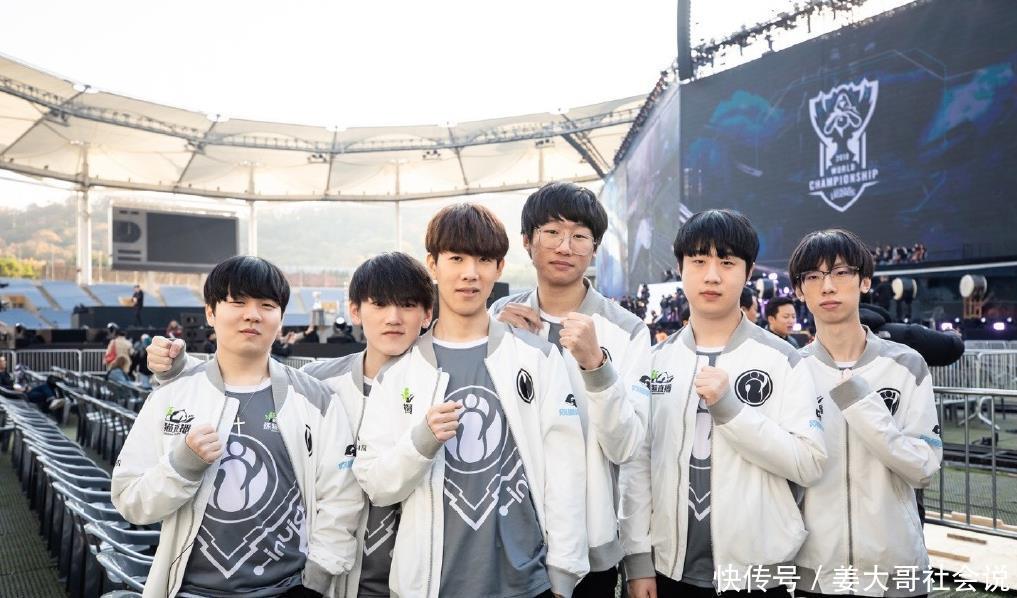 反手稳接 反手稳接